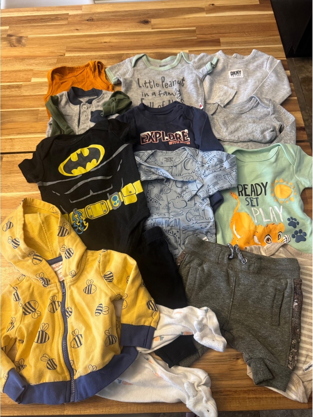 Baby Boy Newborn 3M 14 Piece Fall Clothing Lot Disney Carter’s bodysuites Pants